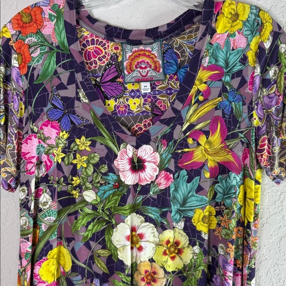 Johnny Was Cisco Multicolor Floral Print Purple V-Neck Tee Top Size XS - Picture 5 of 10